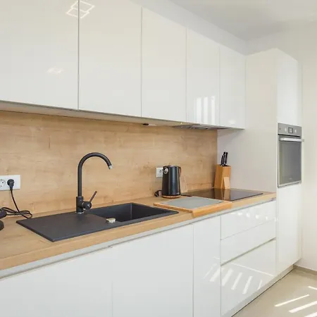 Appartement Luton à Banjole Extérieur photo